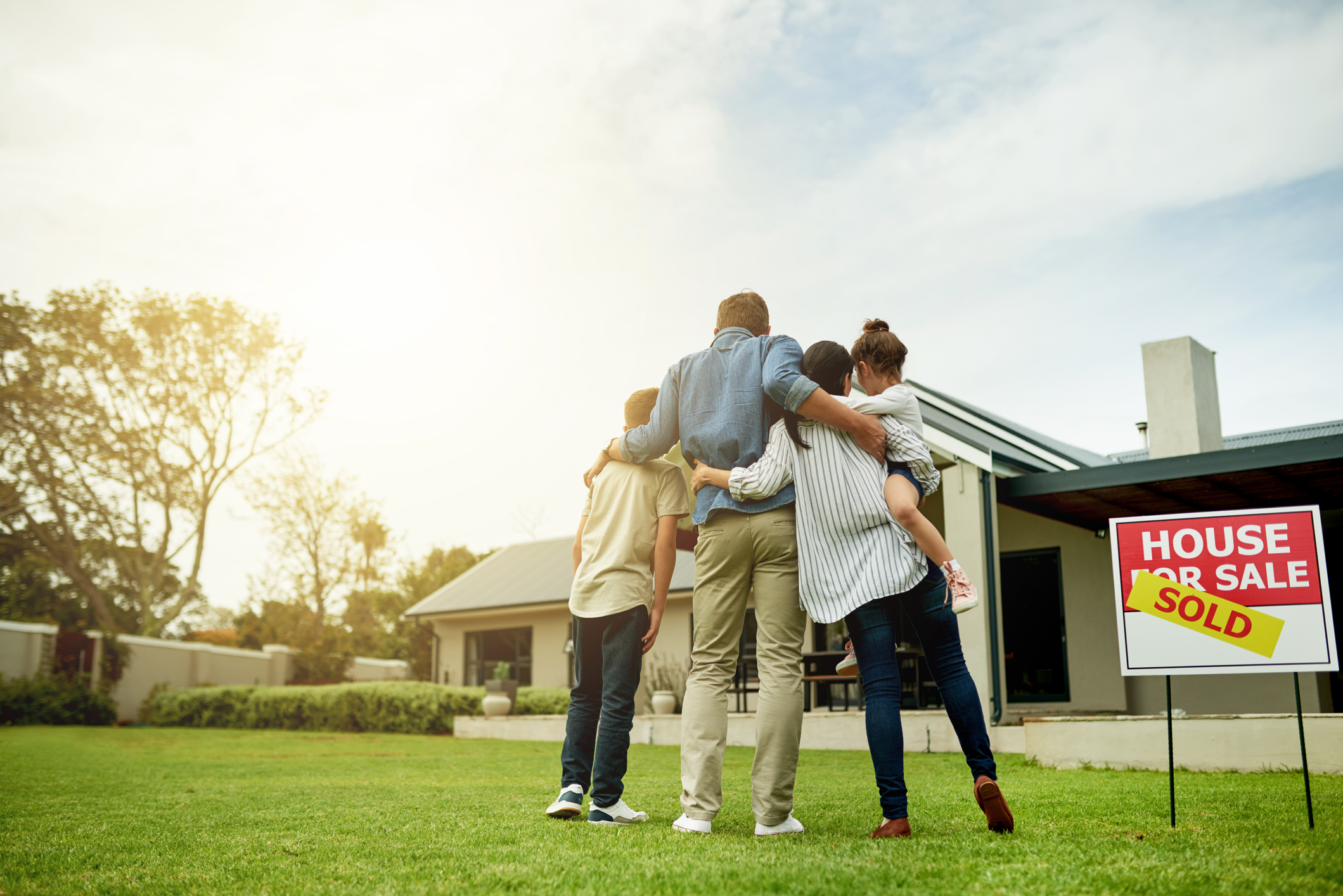 5 Helpful Tips Every American Home Buyer Should Know